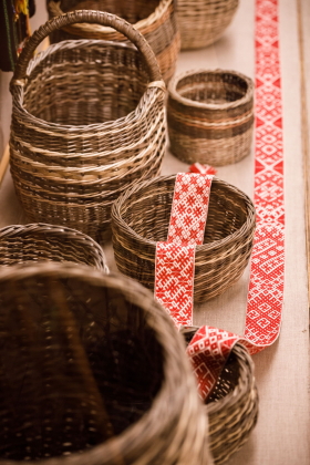 Joint exhibition of Riga Culture Center "Iļguciems" folk art studios "Everything by the hundred ties of this earth binds us"