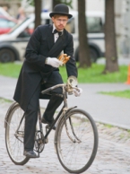 100 YEARS AGO IN THE ALBERT STREET under the sign of Art Nouveau water lily
