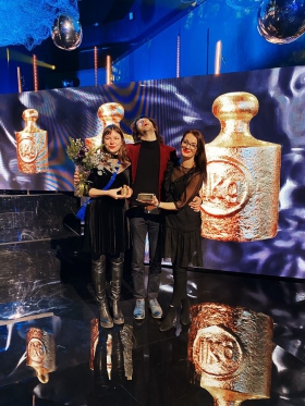 Balva “Kilograms kultūras 2019” Ernesta Vītiņa izstādei “Stikla labirintā”!