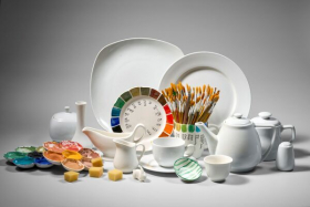 Rīgas Porcelāna muzejā maijā - porcelāna dekorēšanas darbnīca  “Porcelāna polihroma apgleznošana”