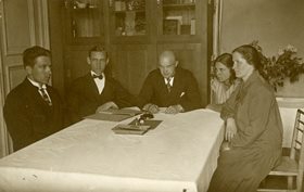 No daktera līdz dzejniekam. Aleksandra Čaka sarežģītais izglītības ceļš