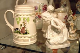 LĪGO PORCELĀNĀ