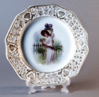 Porcelāna kolekcija “Skaistā dzīve” muzejā “Rīgas Jūgendstila centrs”