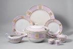 Rīgas Porcelāna muzejs aicina uz Levona Agadžanjana darbu izstādi
